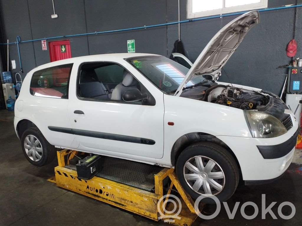Clio II Clio  7701473141