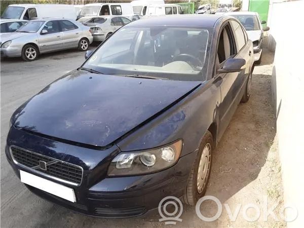 S40 S40, V40  2S6U11000CB