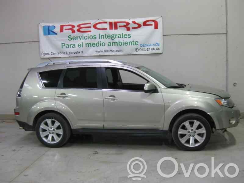 Outlander Outlander  8600A326