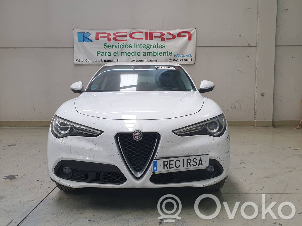 Stelvio Stelvio  55281075