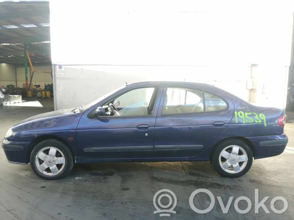 Megane II Megane  8200039569