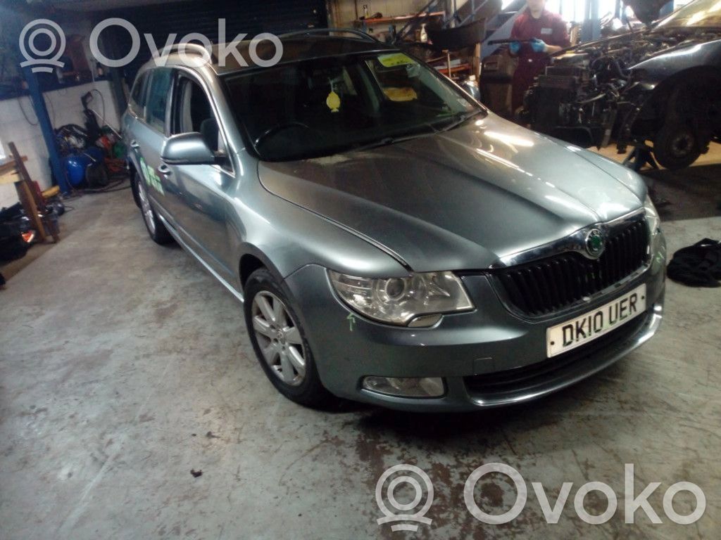 Superb B6 (3T) Superb  3T0941333