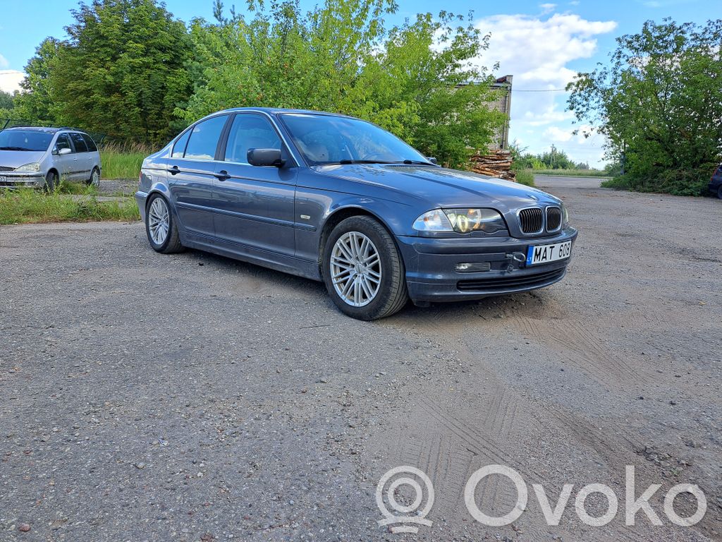 3 E46 Series 3  740374
