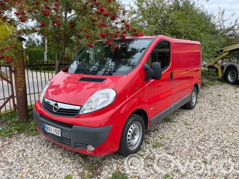 Vivaro Vivaro  8200638033