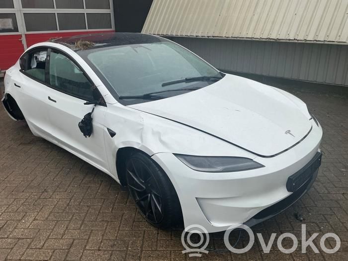 Model 3 Tesla Model 3  1751845SCA
