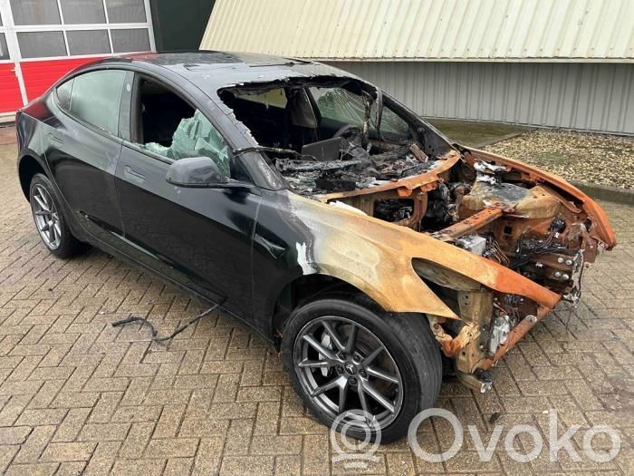 Model 3 Tesla Model 3  1081420STC