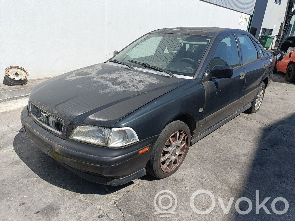 S40, V40 S40, V40