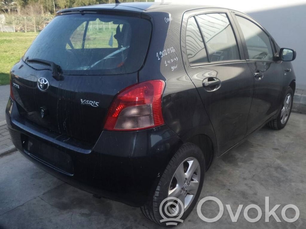 Yaris Yaris