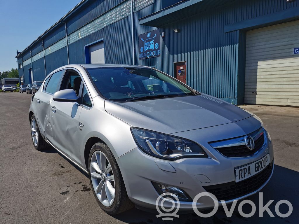 Astra J Astra  13253612