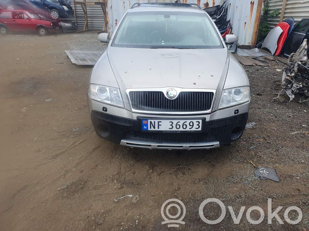 Octavia Mk2 (1Z) Octavia  1Z0927134B
