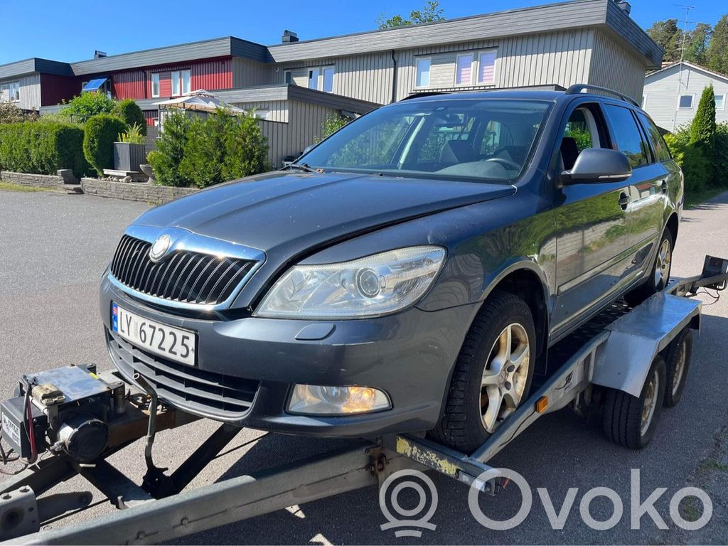 Octavia Mk2 (1Z) Octavia  1Z1837656Q