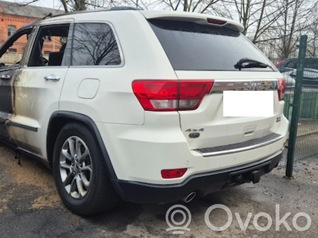 Grand Cherokee Grand Cherokee  P1GE12DX9AC