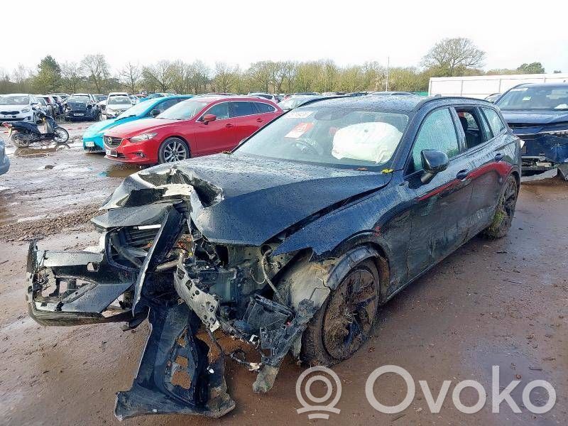 V60 V60, V60 Cross Country  32242004
