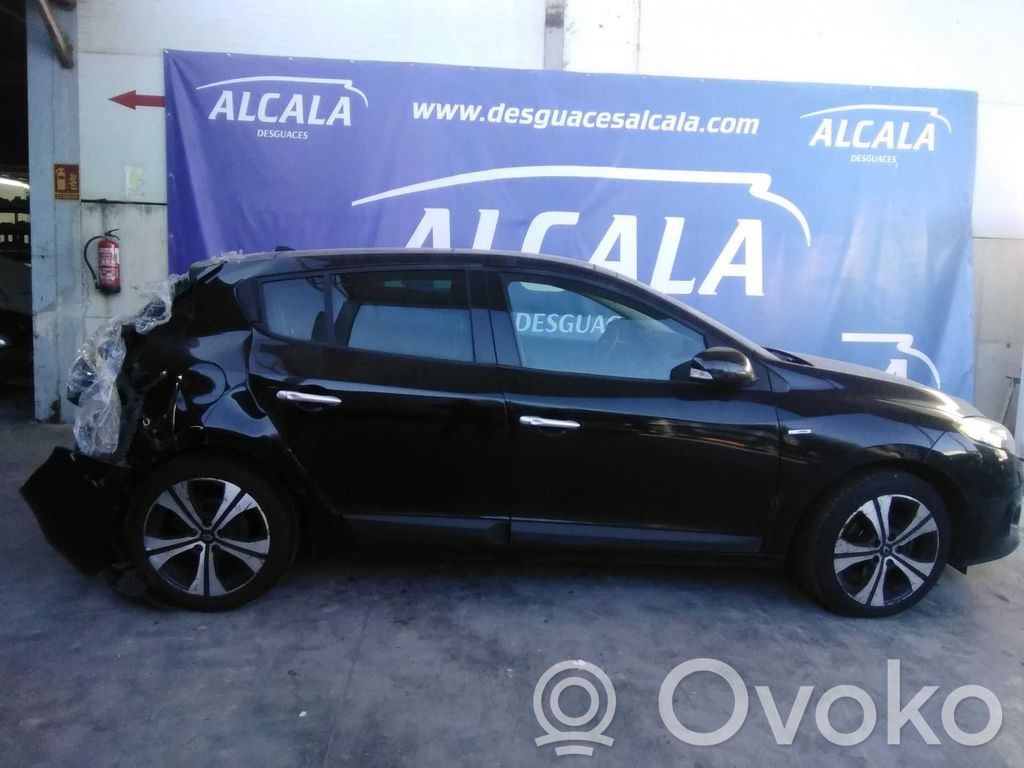 Megane III Megane  8200757870C