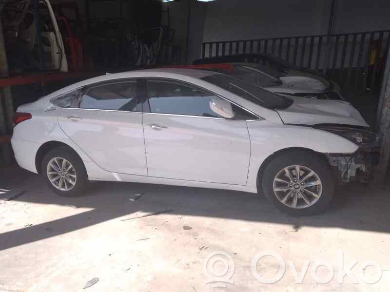 i40 i40  933003Z200VGR