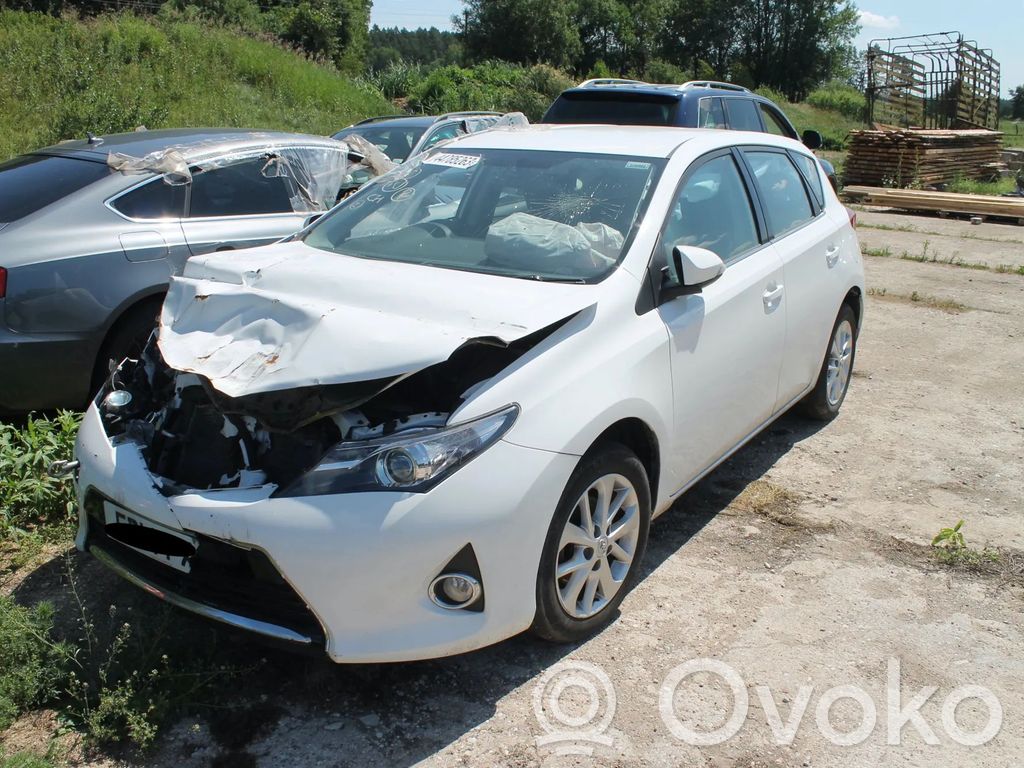 Auris E180 Auris