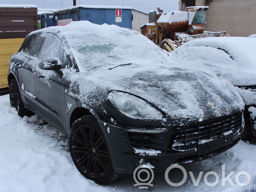 Macan (95B) Macan  7PP980653B