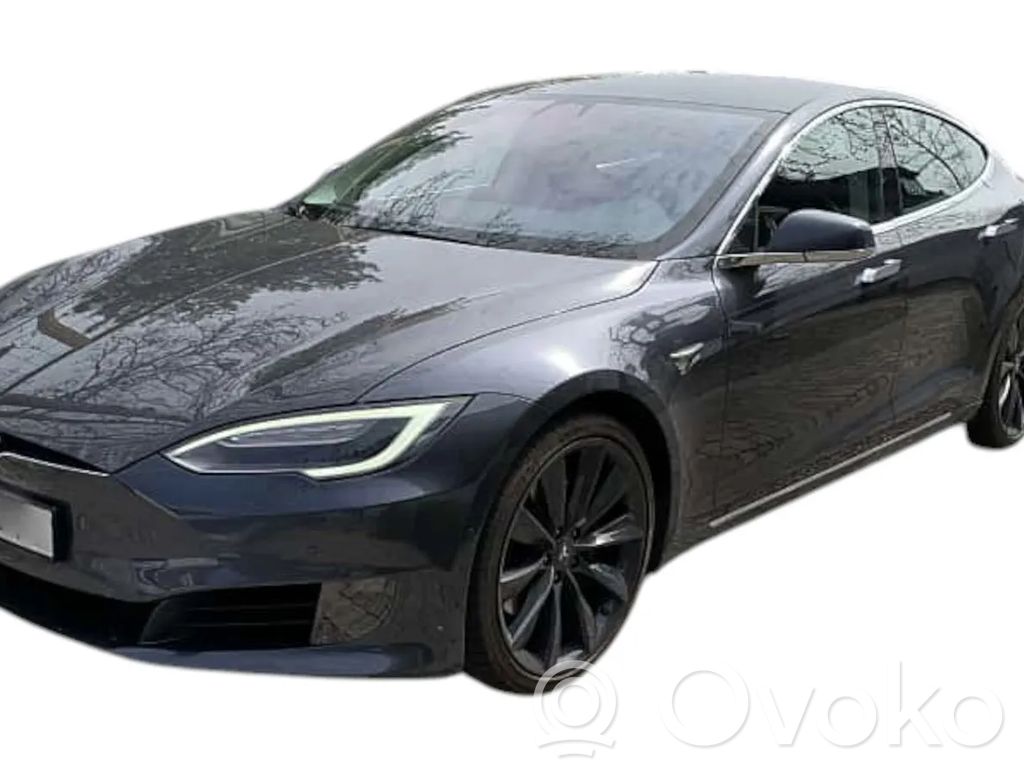 Model S Tesla Model S  100479800D