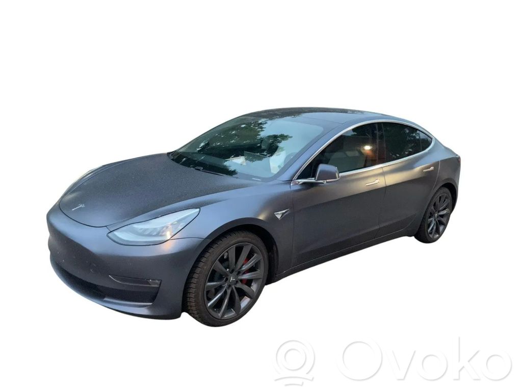 Model 3 Tesla Model 3  109785590F