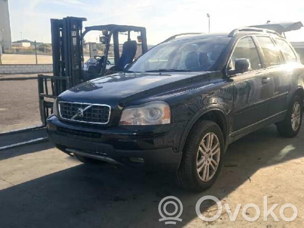 XC90 XC90  0001109311
