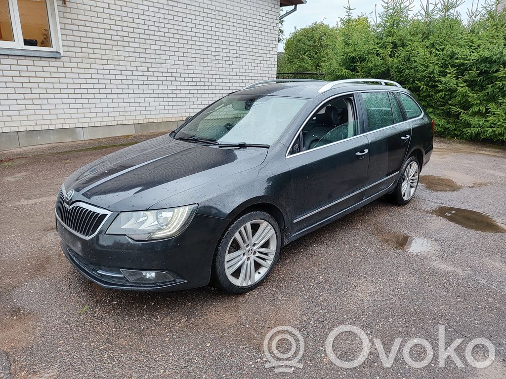 Superb B6 (3T) Superb  3T0927134D