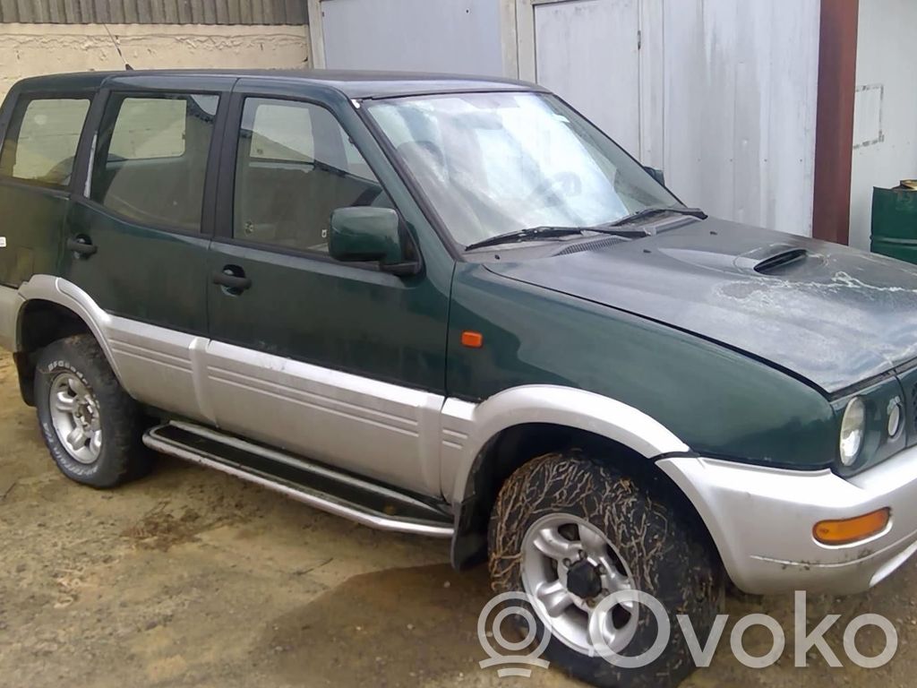 Terrano Terrano  821011F230