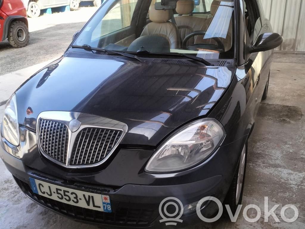 Ypsilon Ypsilon  735456075