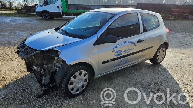 Clio III Clio  8200565645