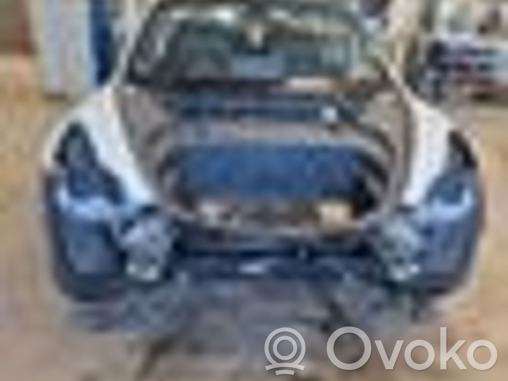 Model 3 Tesla Model 3  UC4E2522