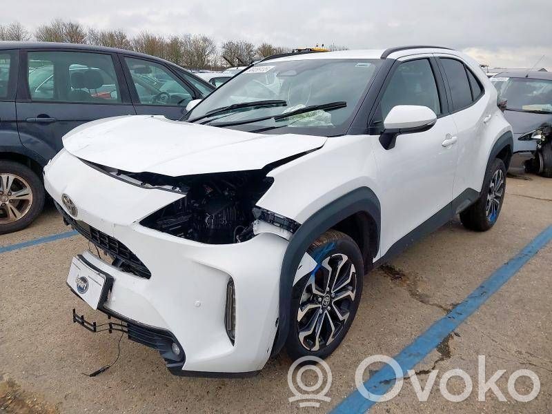 Yaris Cross Yaris Cross  89997