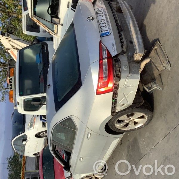 Superb B8 (3V) Superb  3V1857097