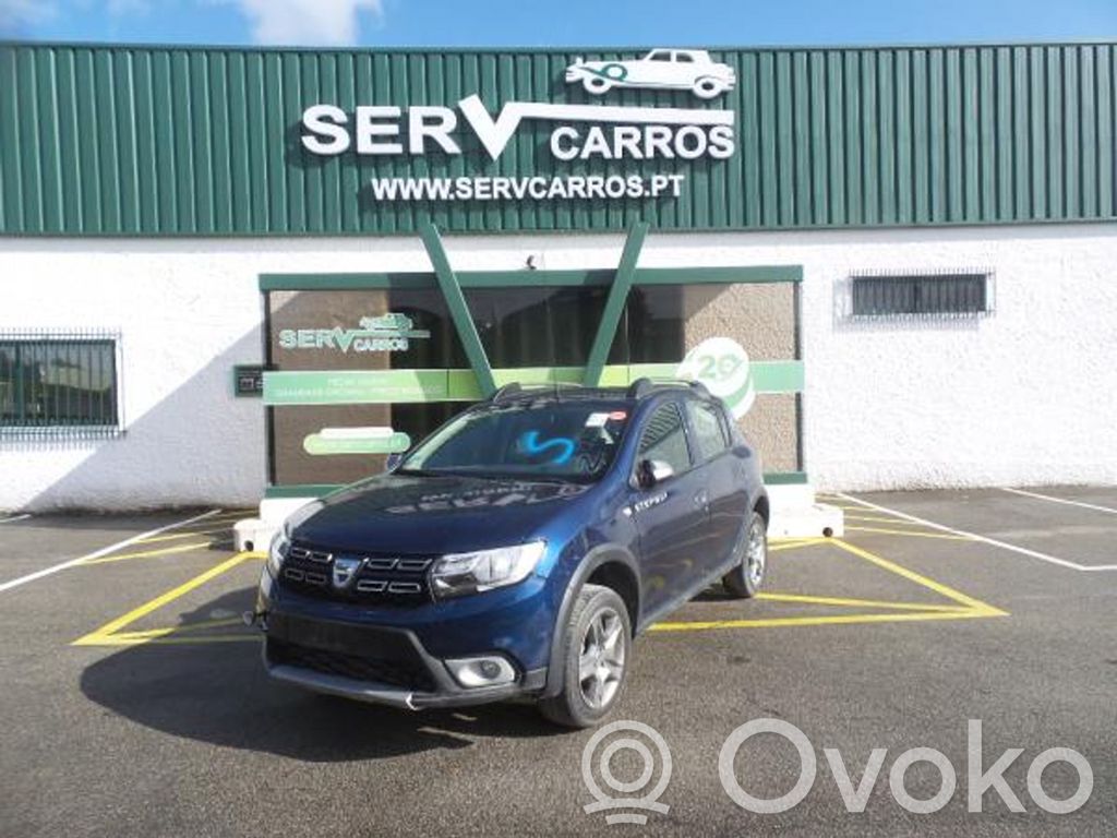 Sandero Sandero, Sandero Stepway
