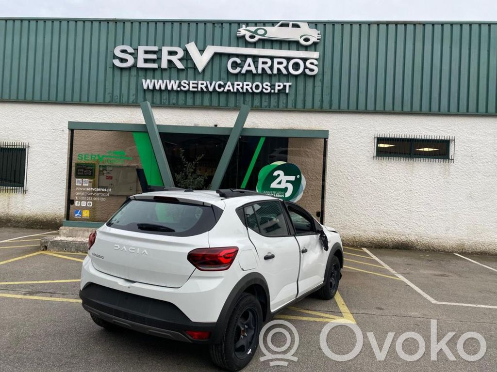 Sandero Sandero, Sandero Stepway