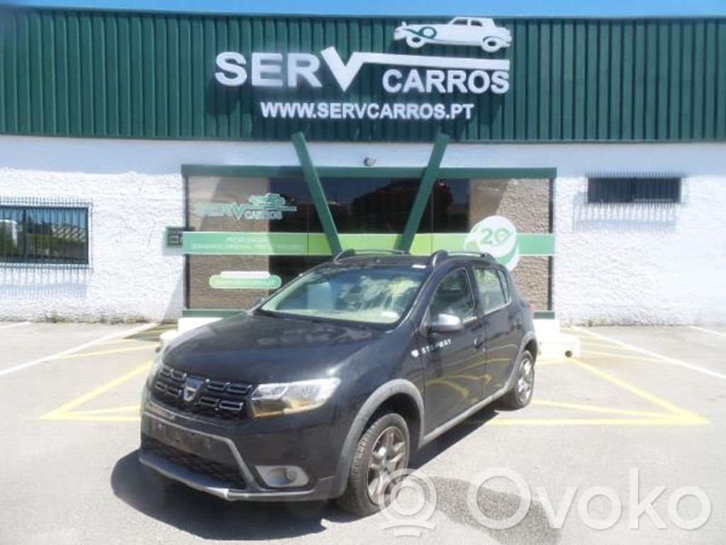 Sandero Sandero, Sandero Stepway