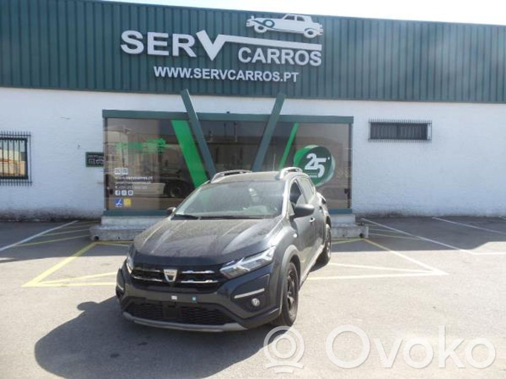 Sandero Sandero, Sandero Stepway