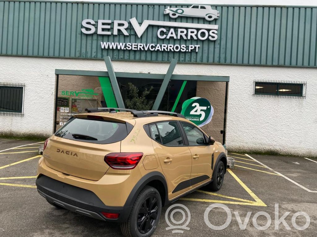 Sandero Sandero, Sandero Stepway