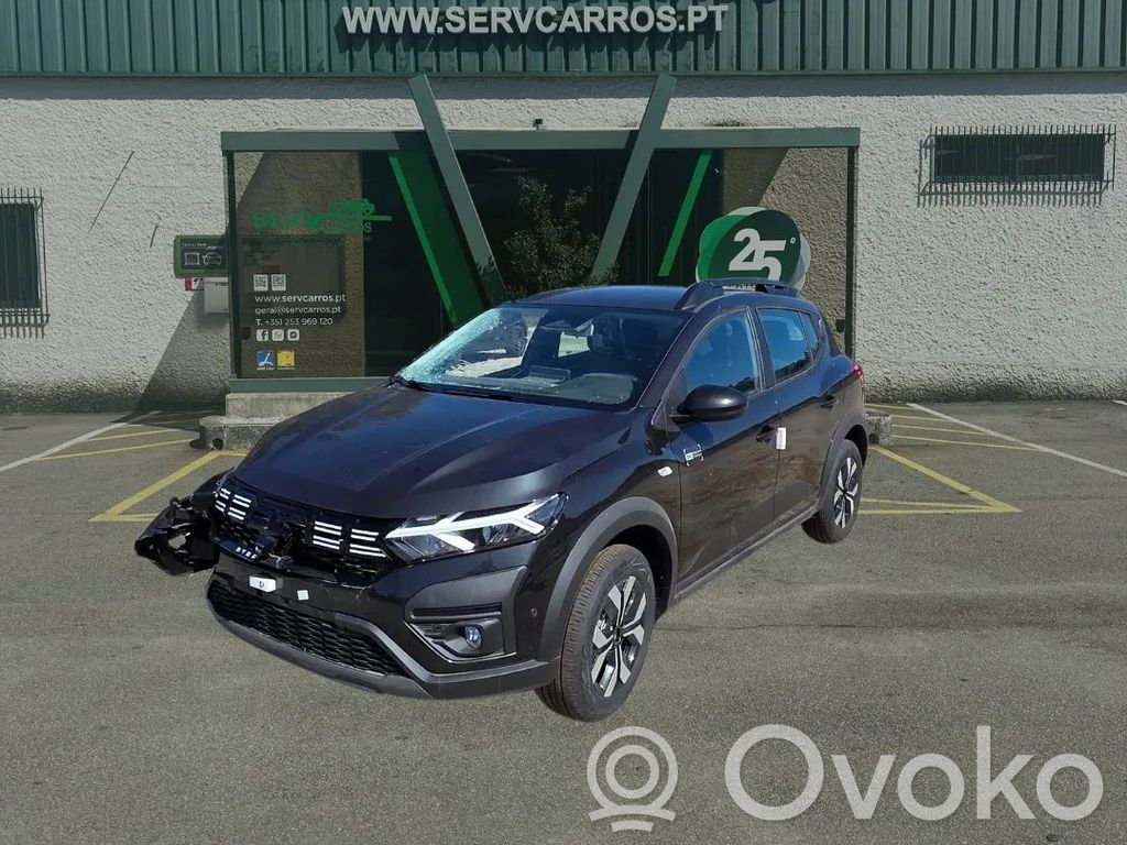 Sandero Sandero, Sandero Stepway