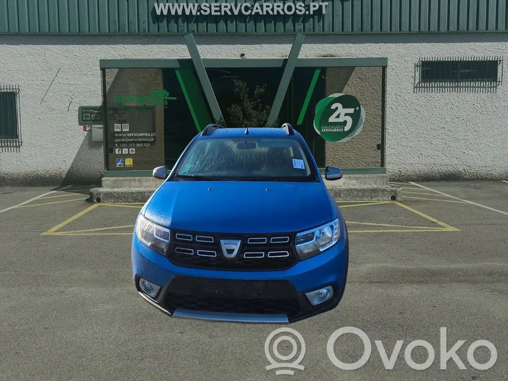 Sandero Sandero, Sandero Stepway