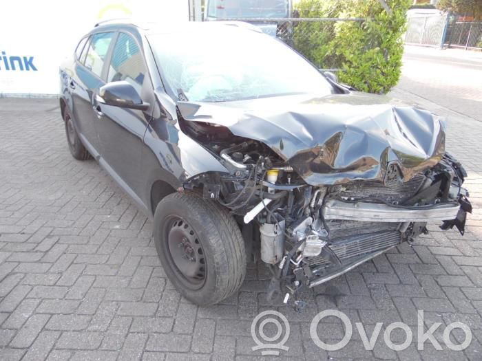 Megane III Megane  233003329R