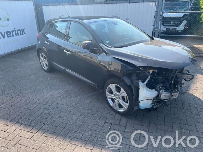 Megane III Megane  8200771294