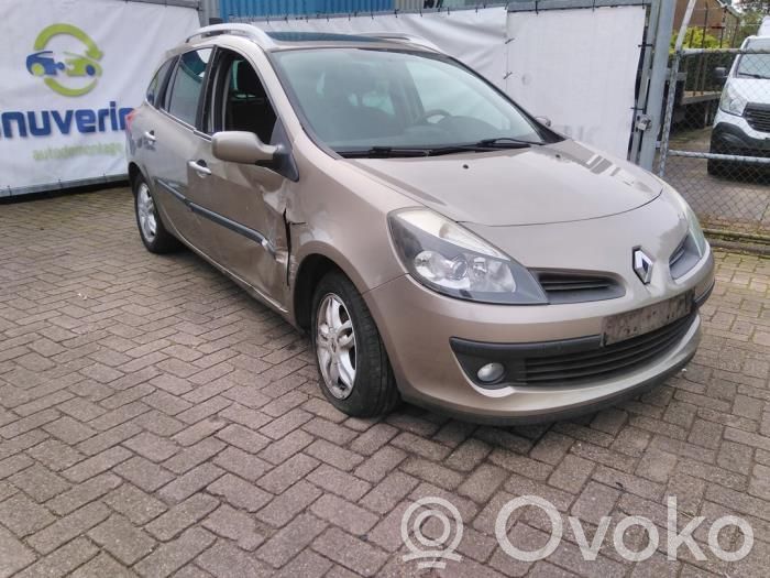 Clio III Clio  8200654541