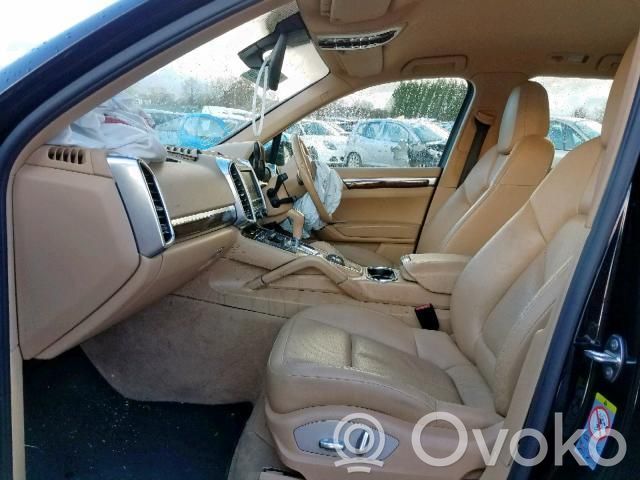 Cayenne (92A) Cayenne  059115389H
