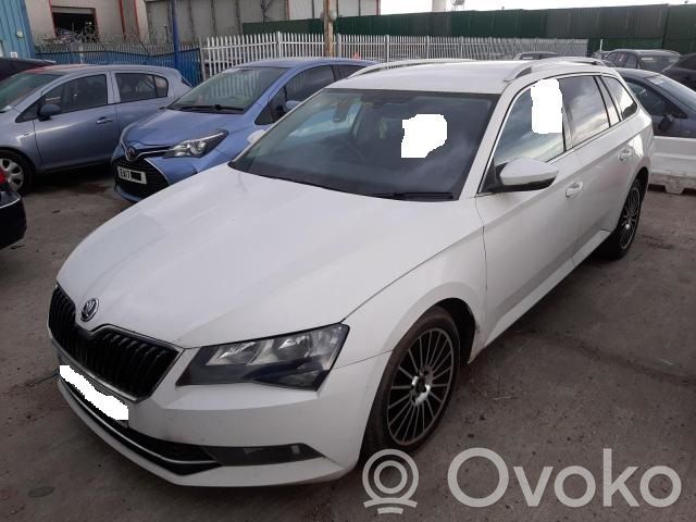 Superb B8 (3V) Superb  3DPS0002