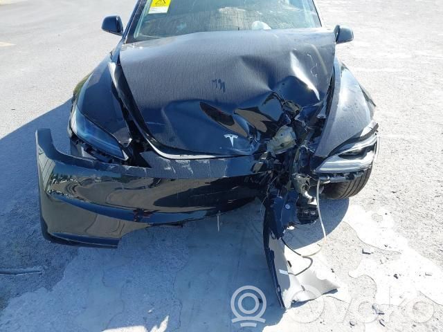 Model 3 Tesla Model 3  166696955G