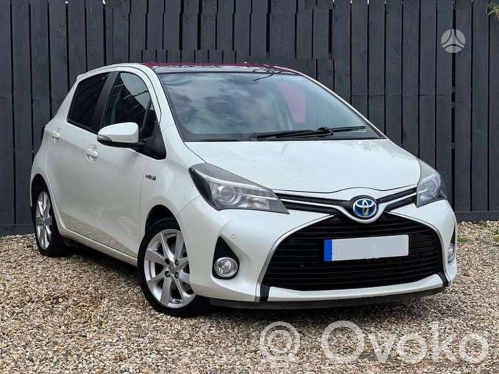 Yaris Yaris  8946552670
