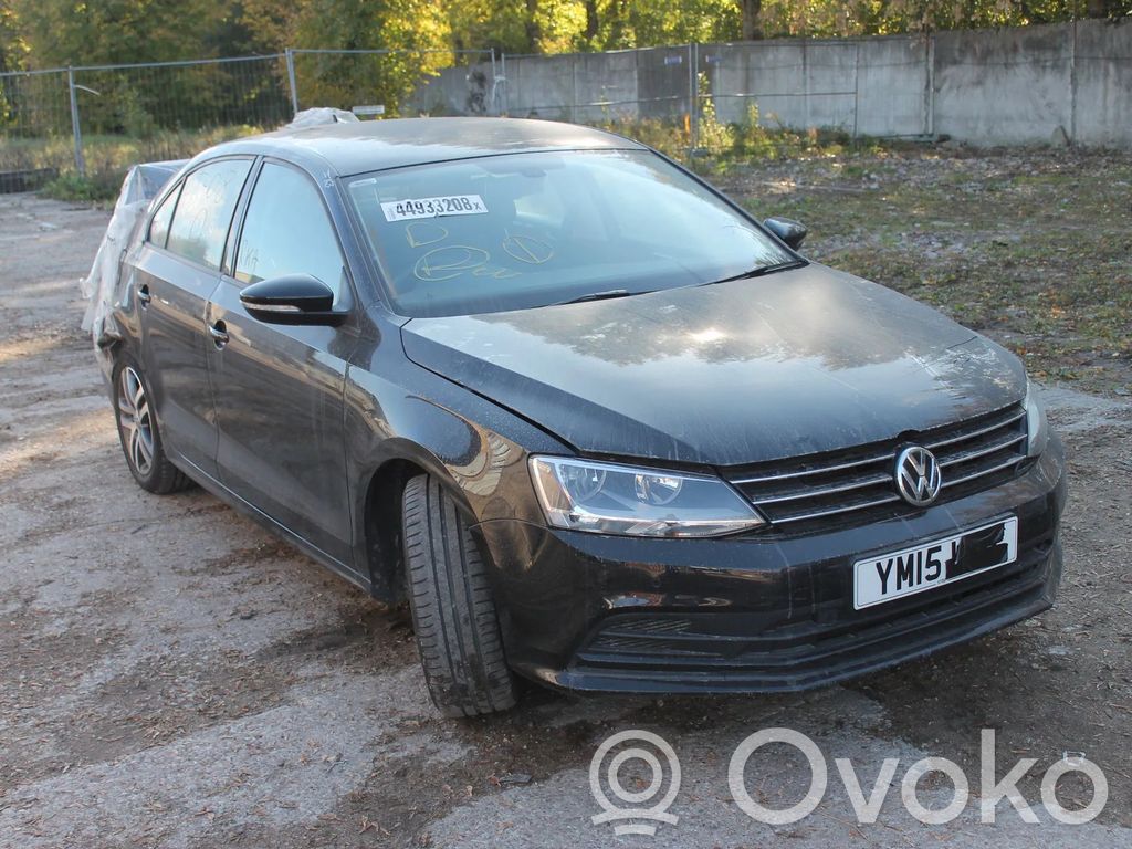 Jetta VI Jetta  5C6867658