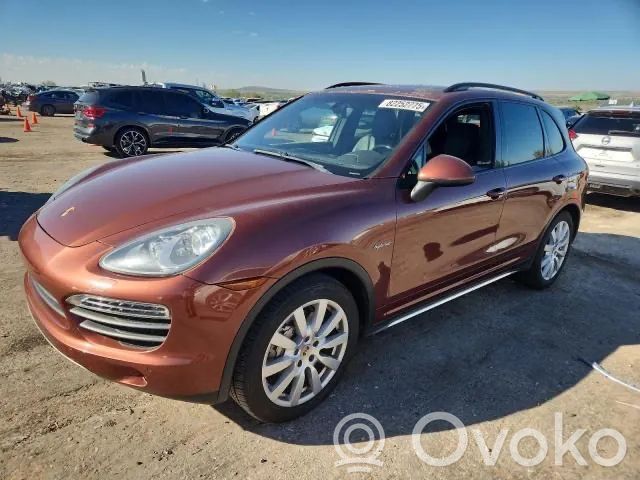 Cayenne (92A) Cayenne  7P5819475