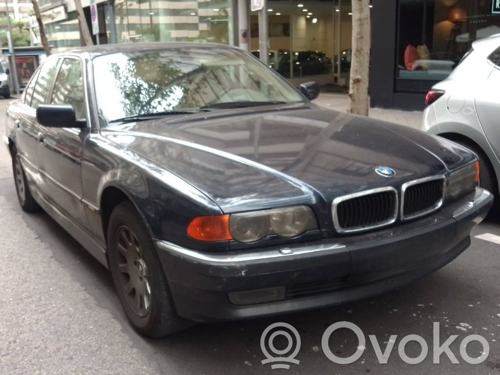 7 E38 Series 7  8379107