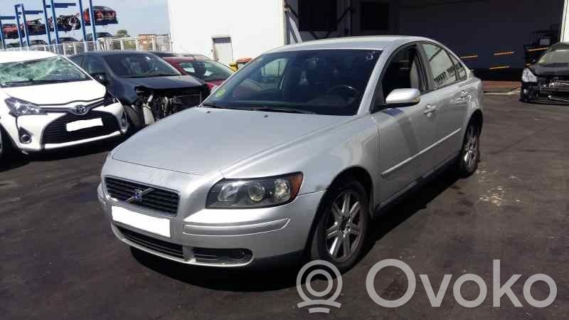 S40 S40, V40  30678898