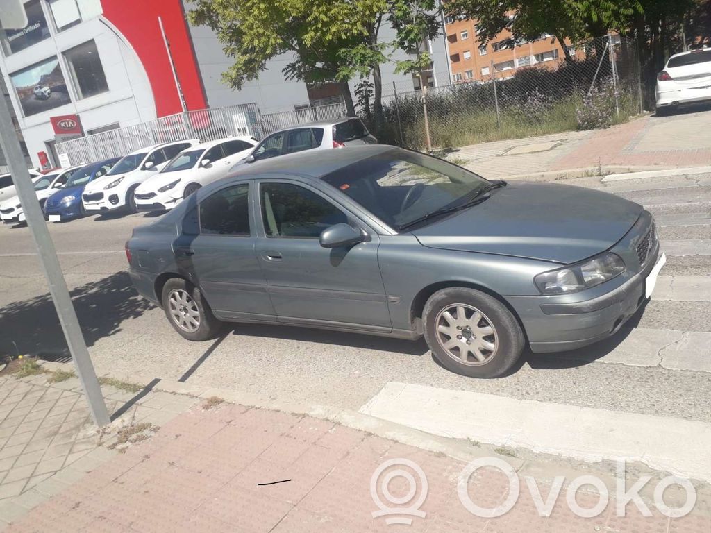 S60 S60  36050268